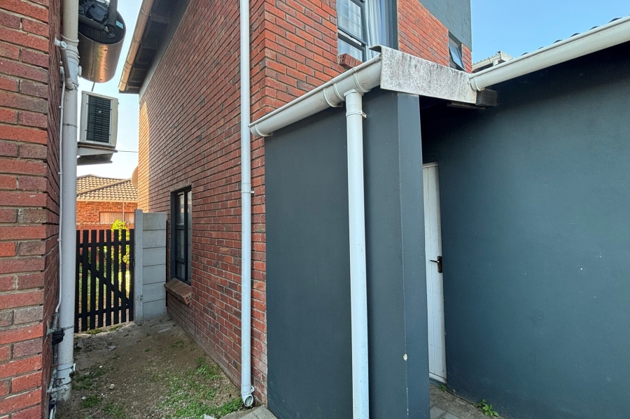 2 Bedroom Property for Sale in Springfield Eastern Cape